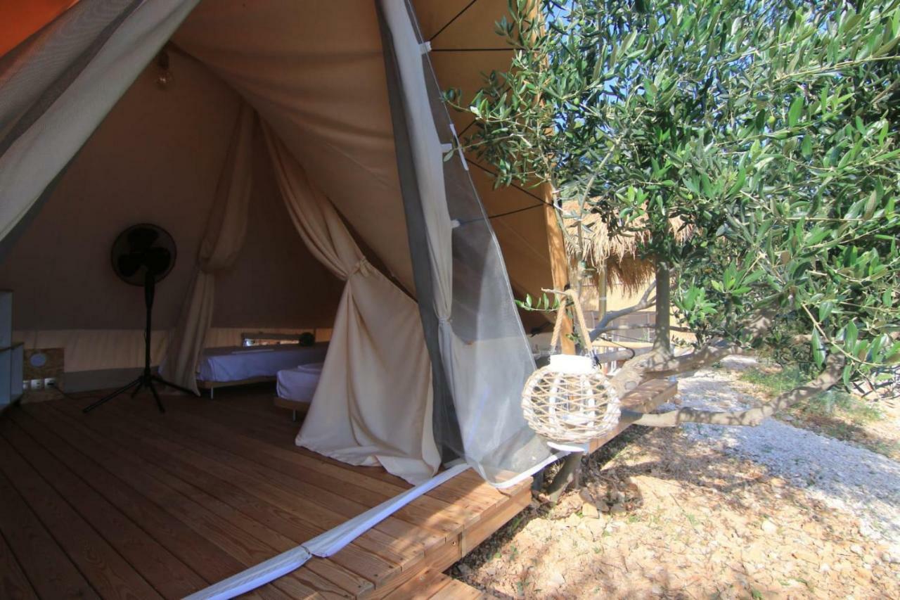 Camping Aloa Бол Екстер'єр фото